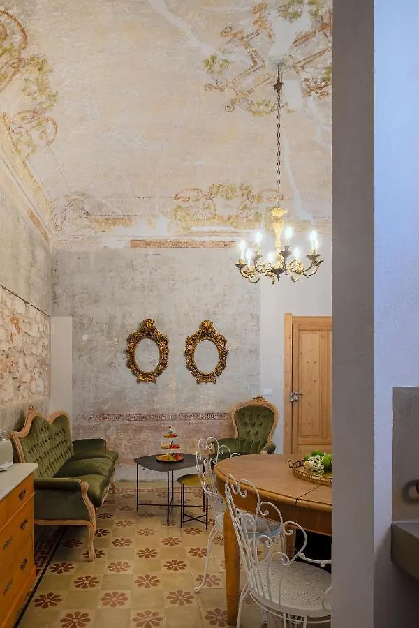 דירה סירקוזה Boudoir Degli Orti, Unconventional Stay In Borgata, Siracusa